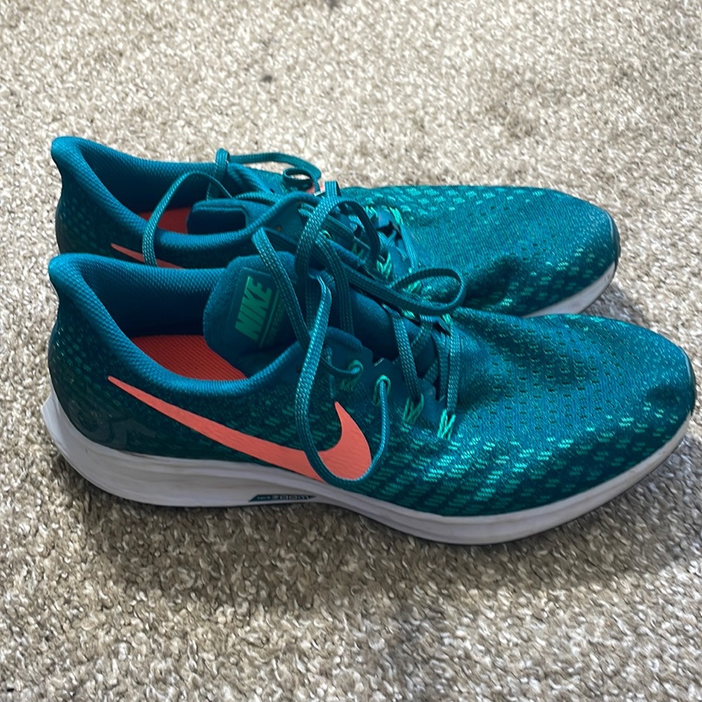 Nike Pegasus 35 SIZE: 12